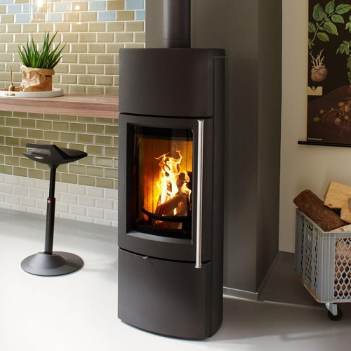 Delta W - litinová krbová kamna