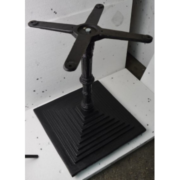 Základna čtvercová stupňovaná-kavárenské stolky